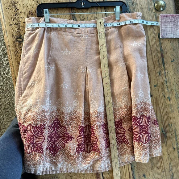 Merona‎ Women's Tan Floral Skirt, tan floral skirt, floral skirt, midi skirt - Picture 6 of 6